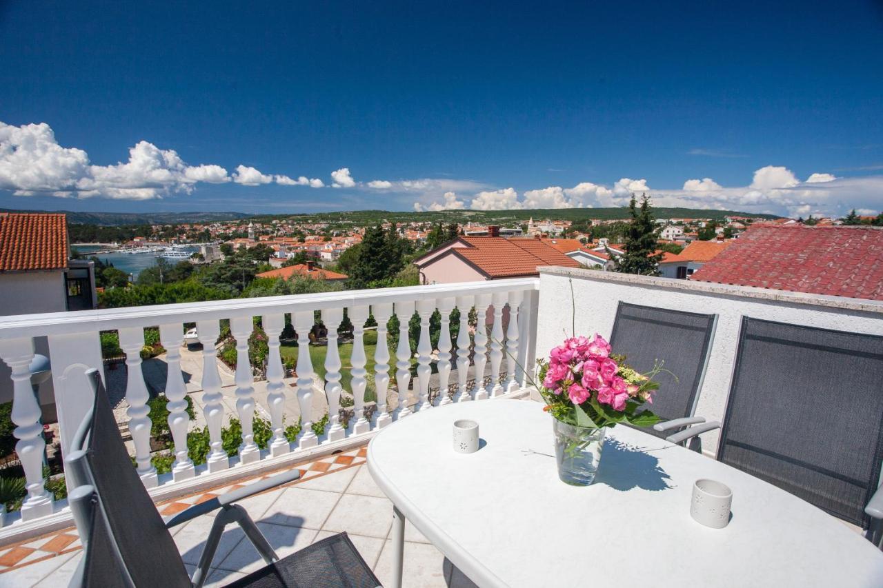 Apartments Dino Krk Town Exterior photo
